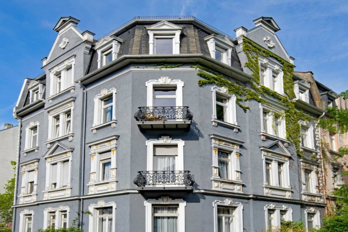 Annuitätendarlehen berechnen: Monatliche Rate, Zinsen und Tilgung